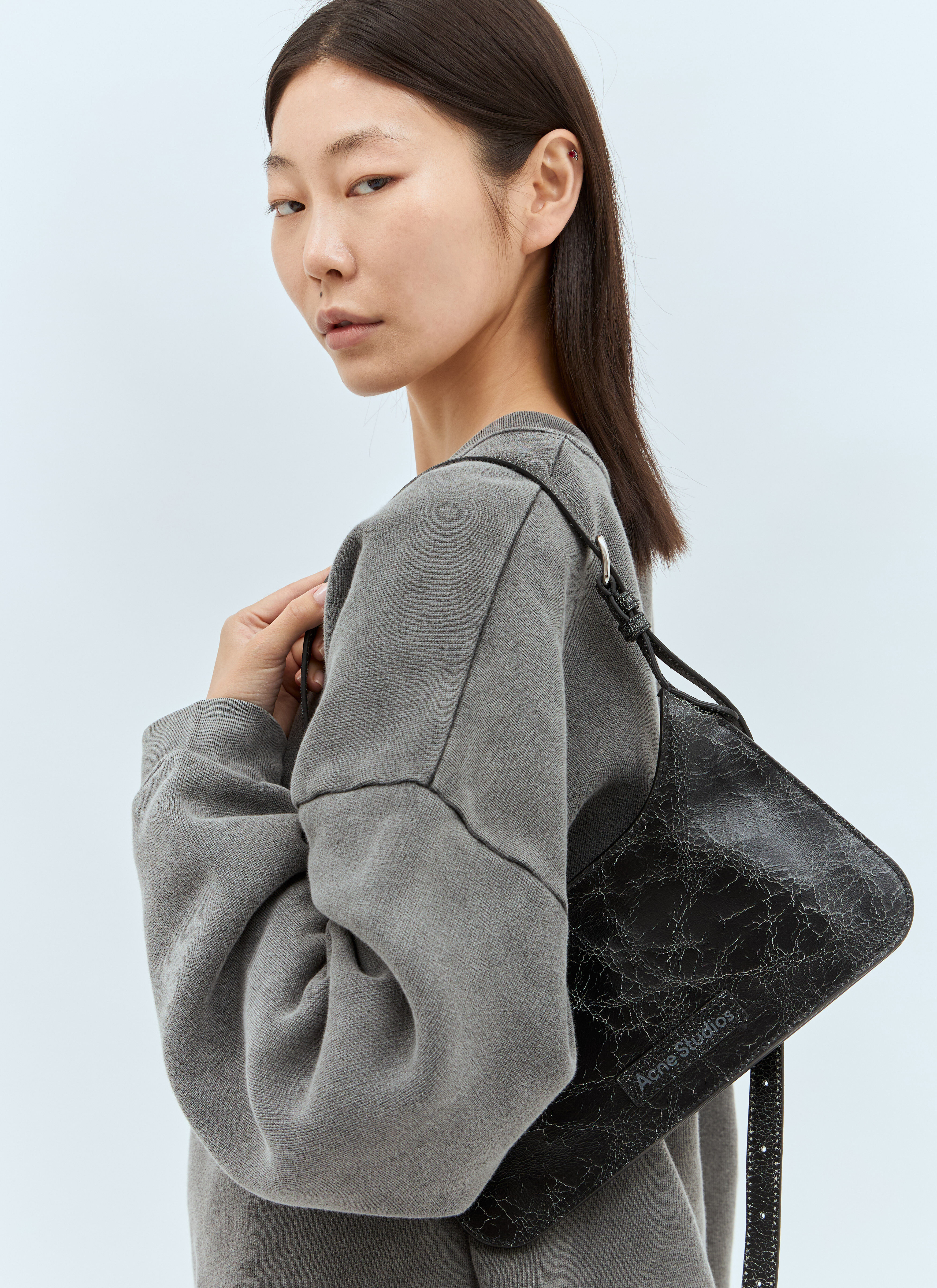 Acne Studios レディース プラットミニショルダーバッグ の ブラック