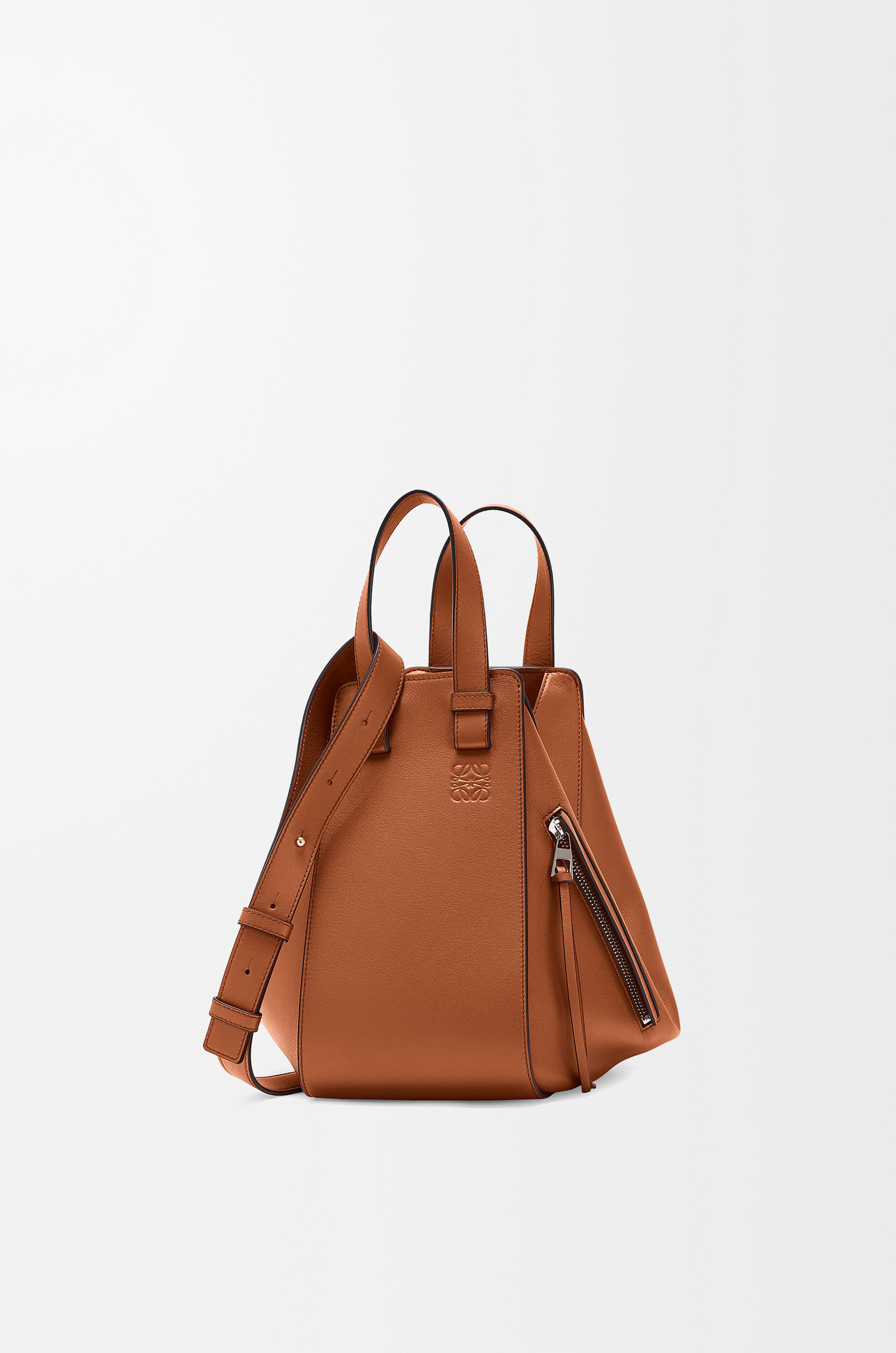 Small Hammock bag in classic calfskin Tan - LOEWE USA Official Website
