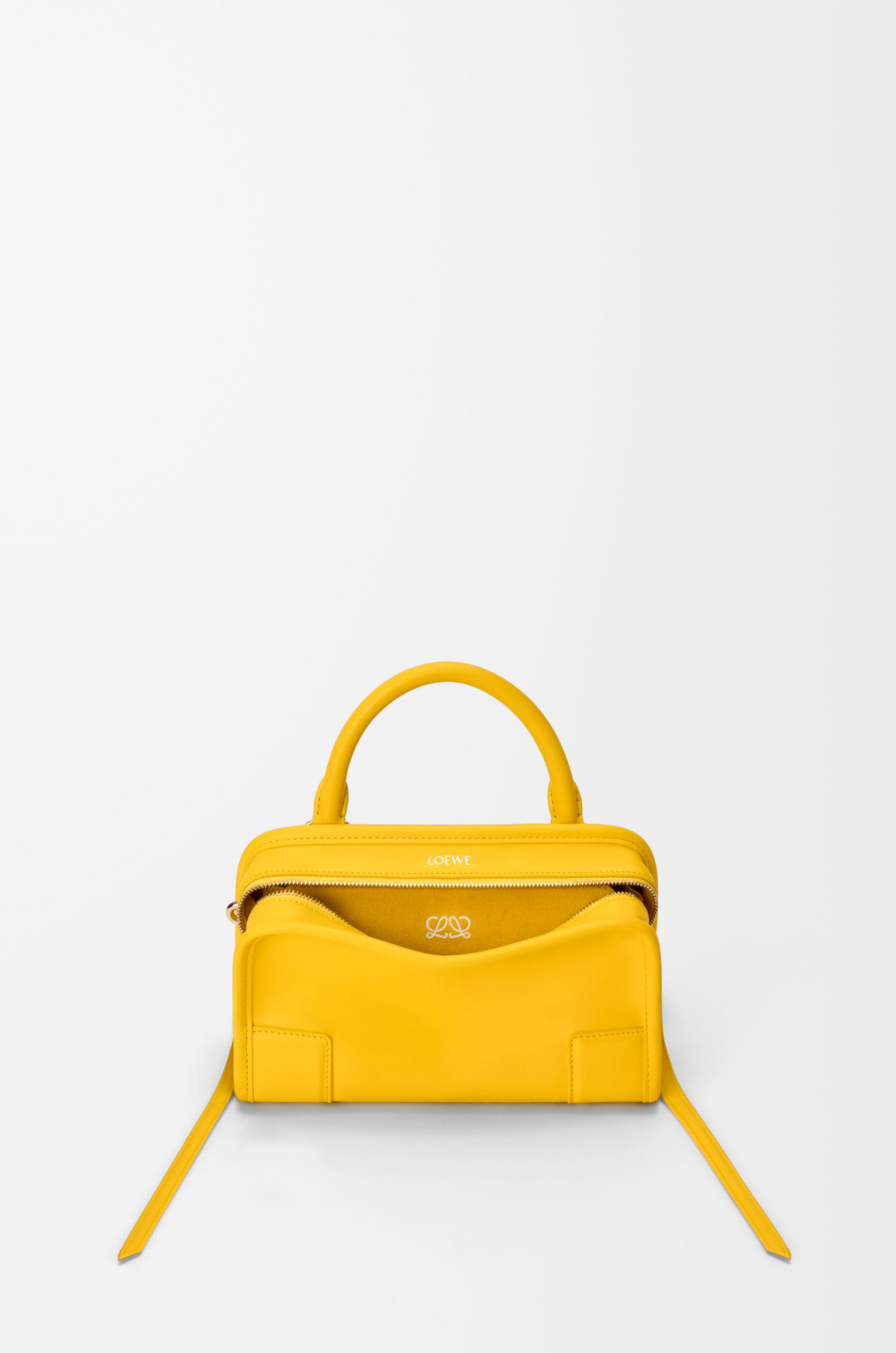 アマソナ180 バッグ ミニ（ソフトカーフ） イエロー - LOEWE Japan