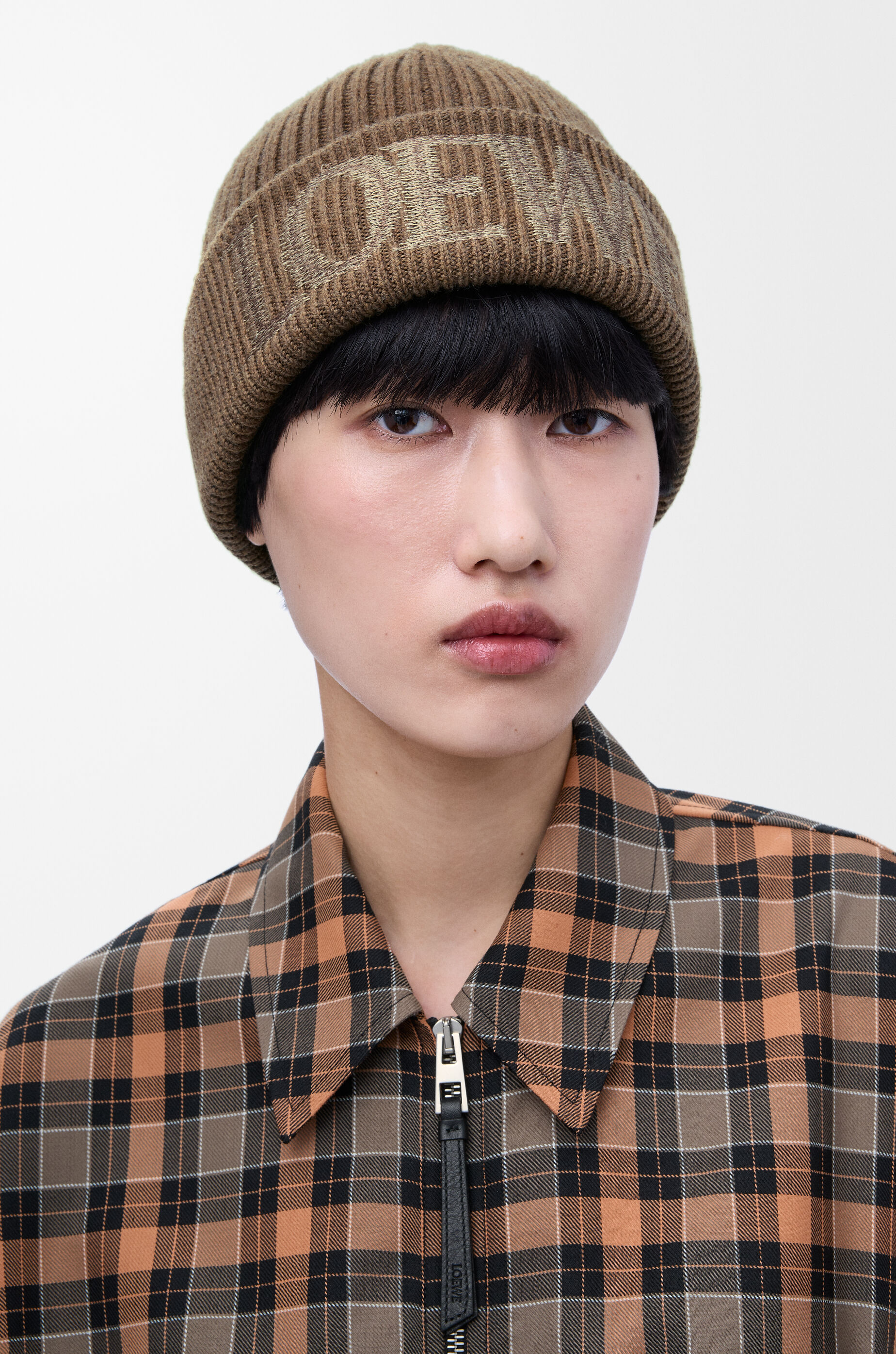 ロエベ ビーニー（ウール） ブラウン - LOEWE Japan official website