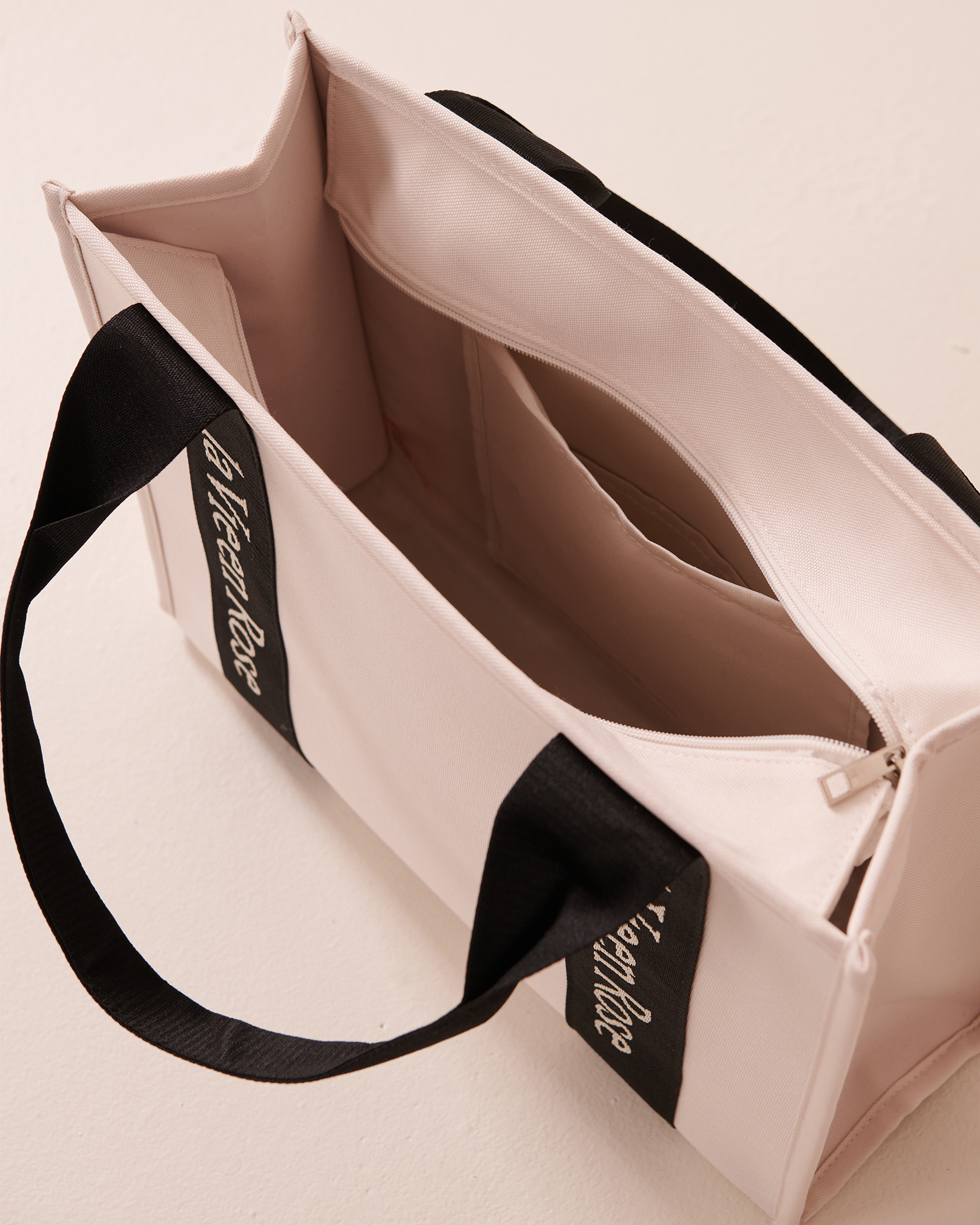 Sturdy Canvas Tote Bag | la Vie en Rose