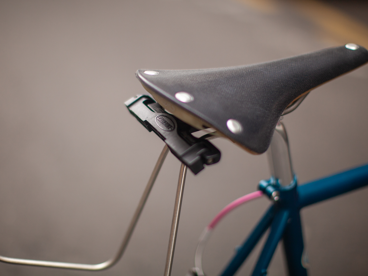 CARRADICE BAGMAN QUICK RELEASE SUPPORT EXPEDITION – La Chouette Paris