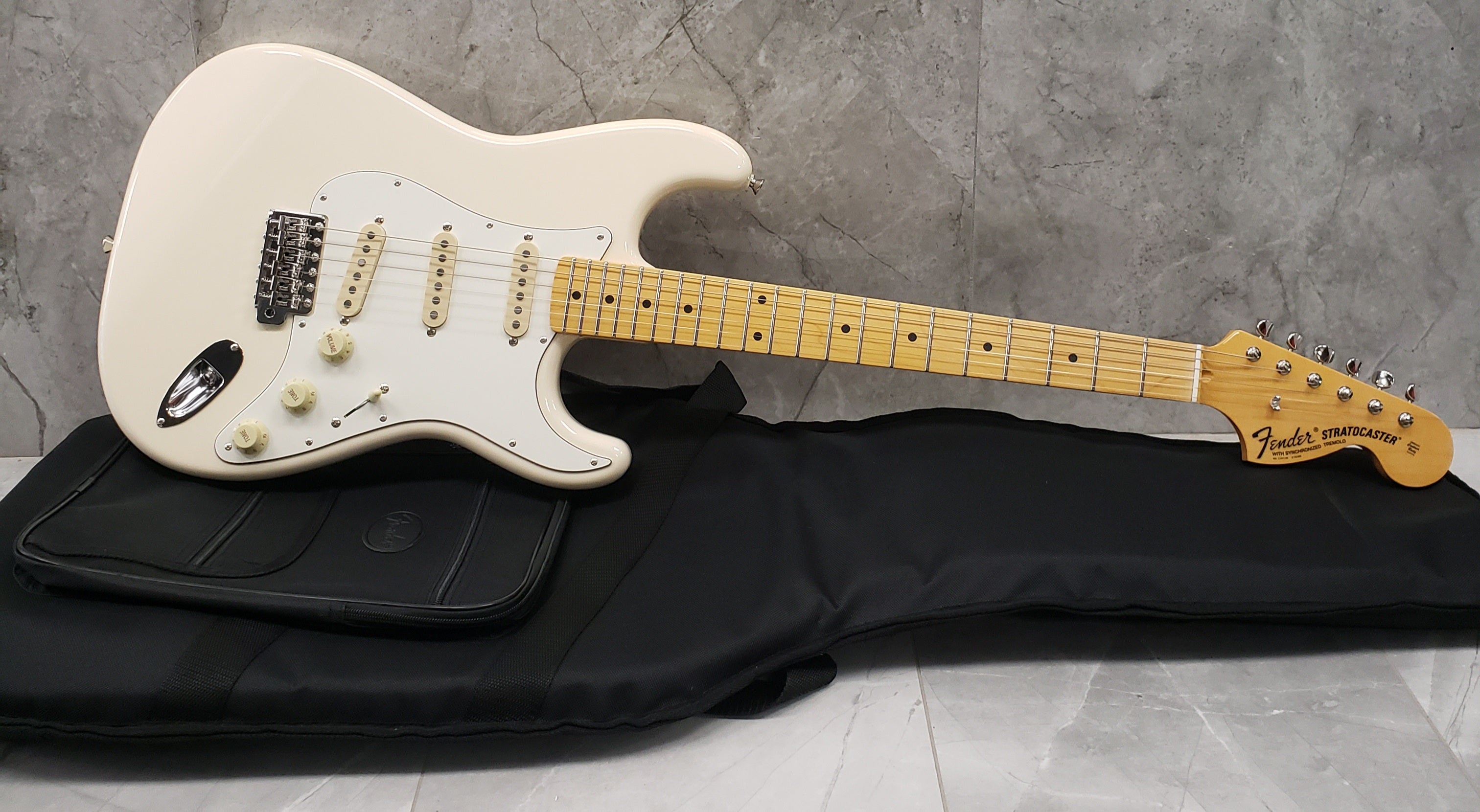 FENDER MADE IN JAPAN JV Modified 60s Stratocaster Maple