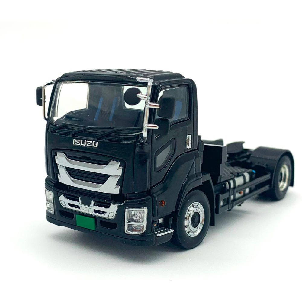 Isuzu giga short cab 4x2 in black,WSI Truck Models - Modeltruckland