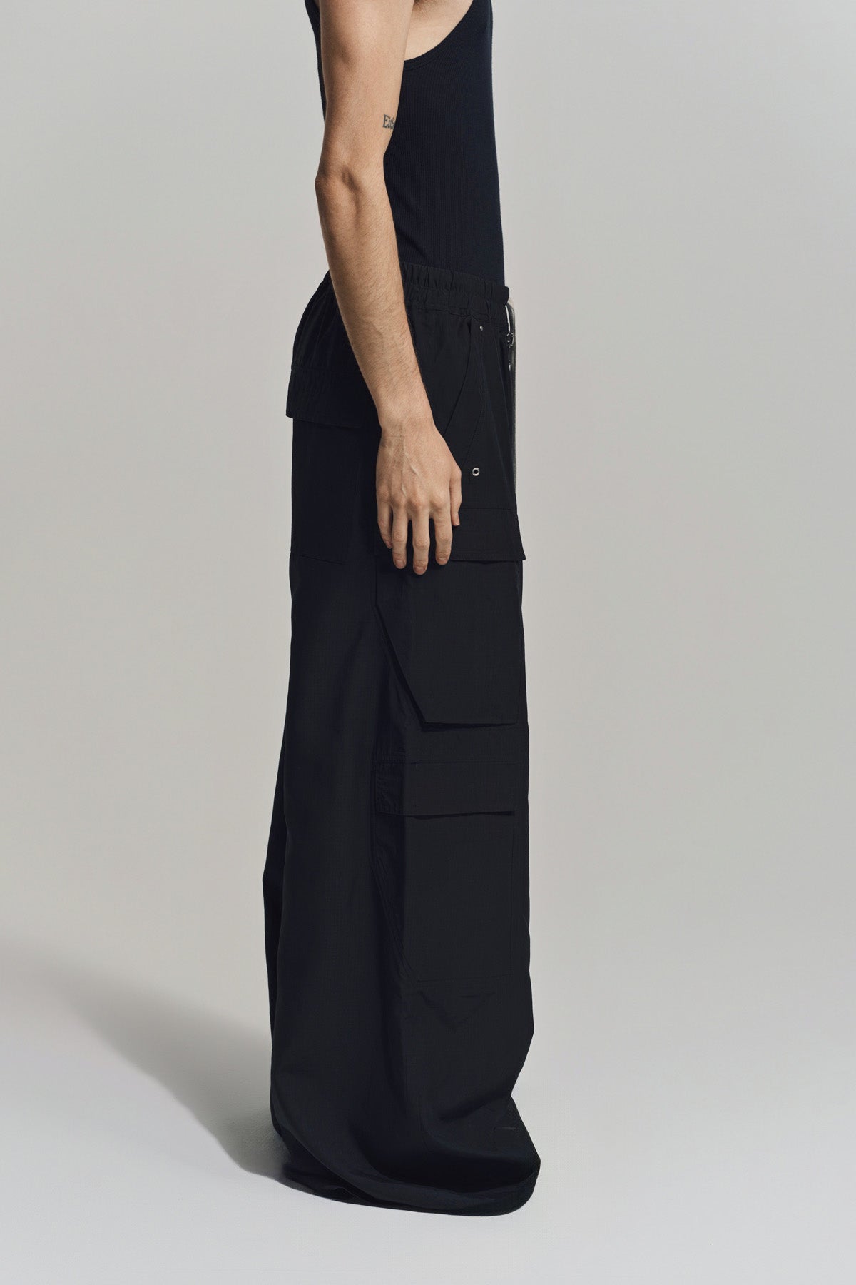 RICK OWENS DRKSHDW | DOUBLE CARGO JUMBO BELAS PANTS