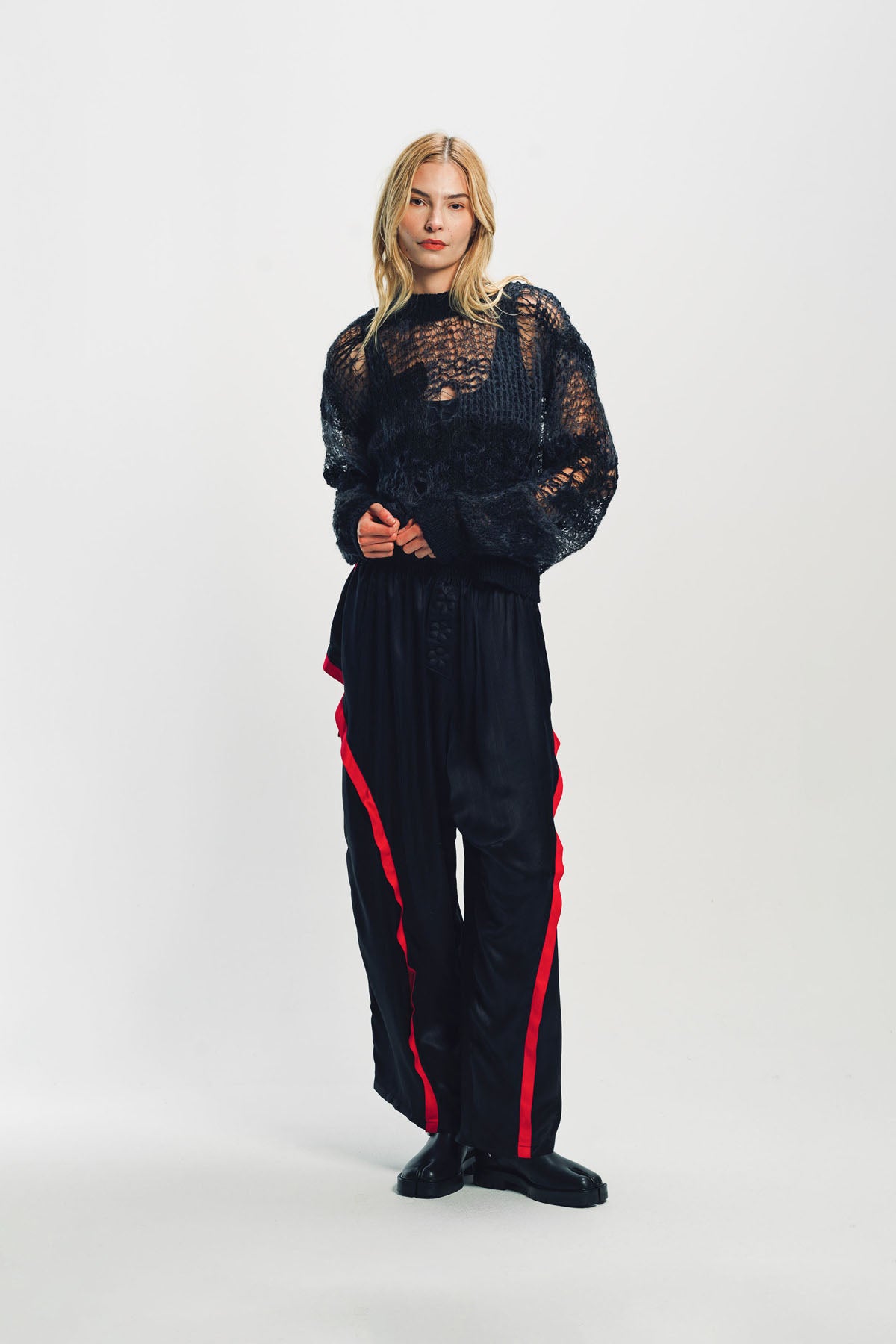 PAULA CANOVAS DEL VAS | STRIPE JEANS