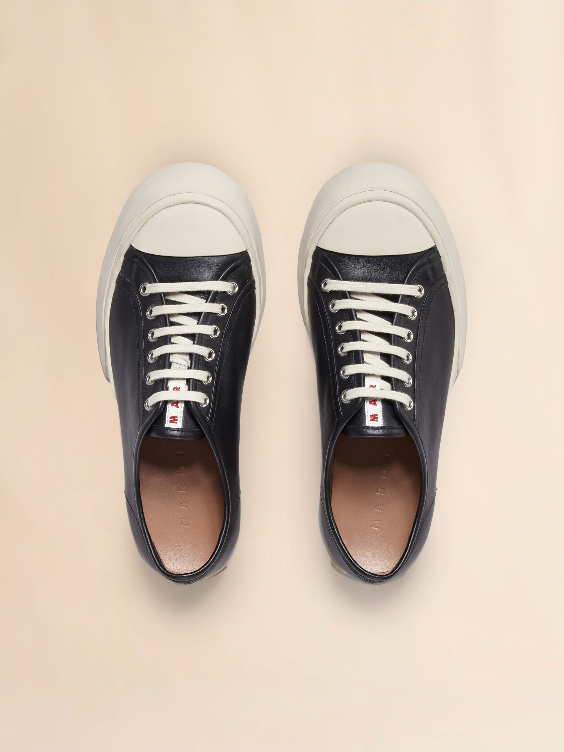 ブラック ナッパレザー PABLOレースアップスニーカー | Marni