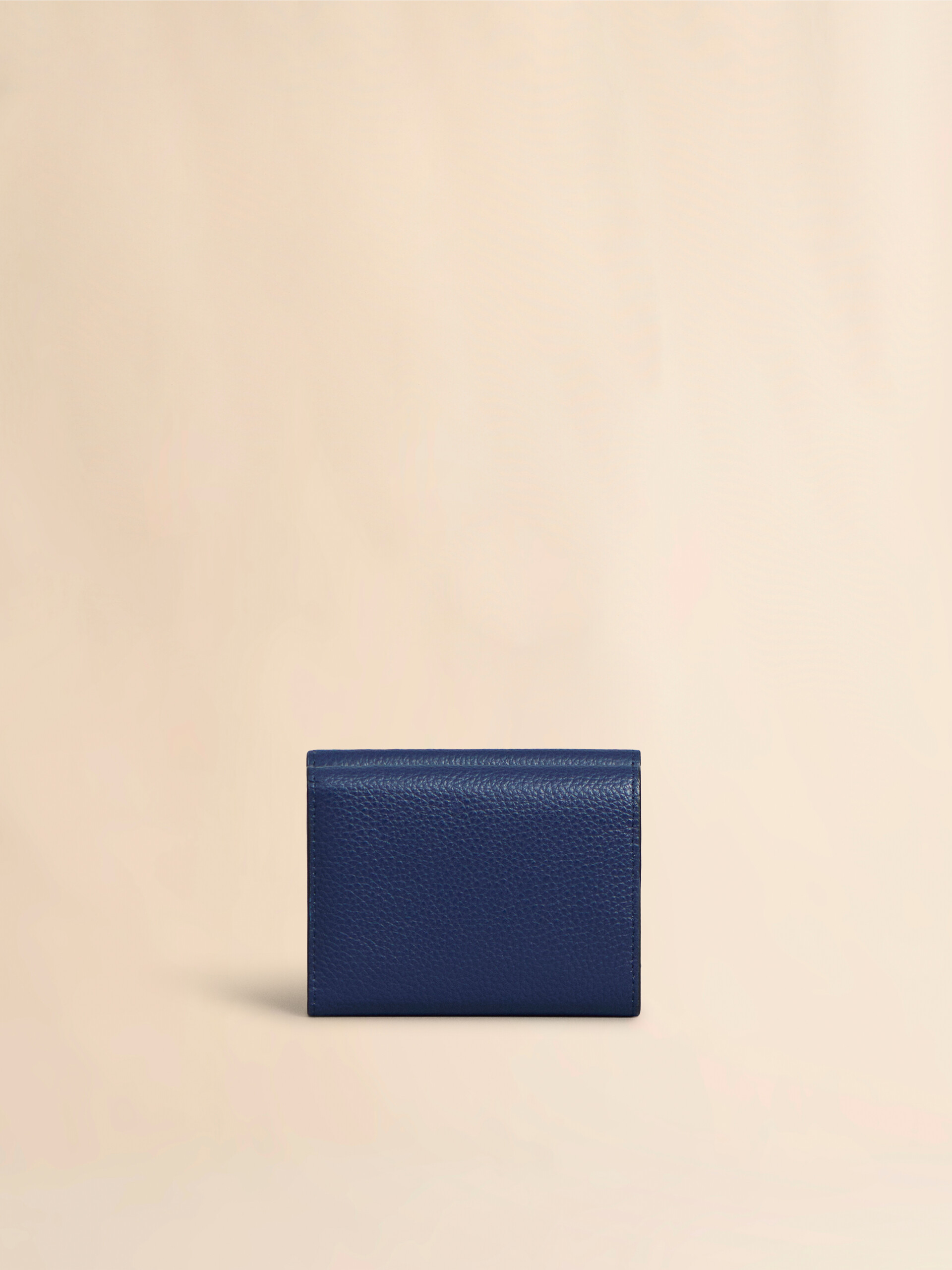 ブルー レザー製三つ折りウォレット、マルニシンボル刺繍入り | Marni