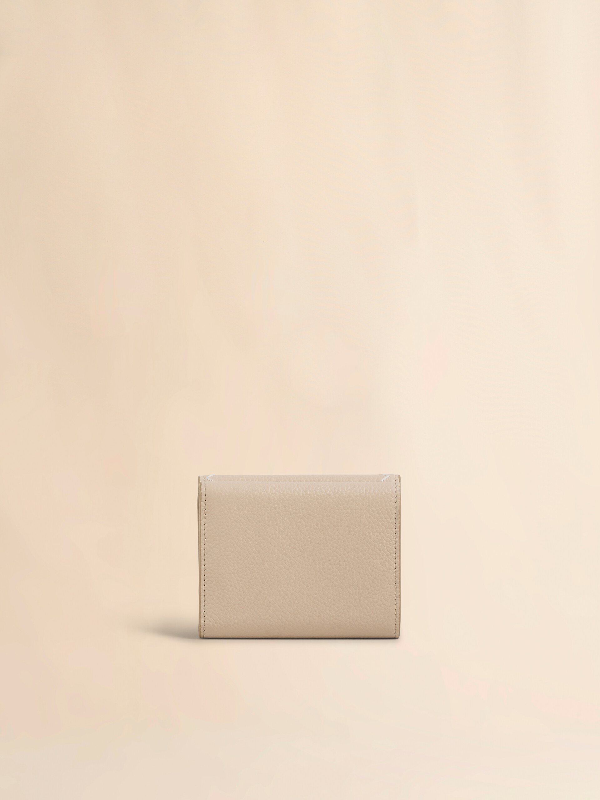 ベージュ レザー製三つ折りウォレット、マルニシンボルロゴ入り | Marni