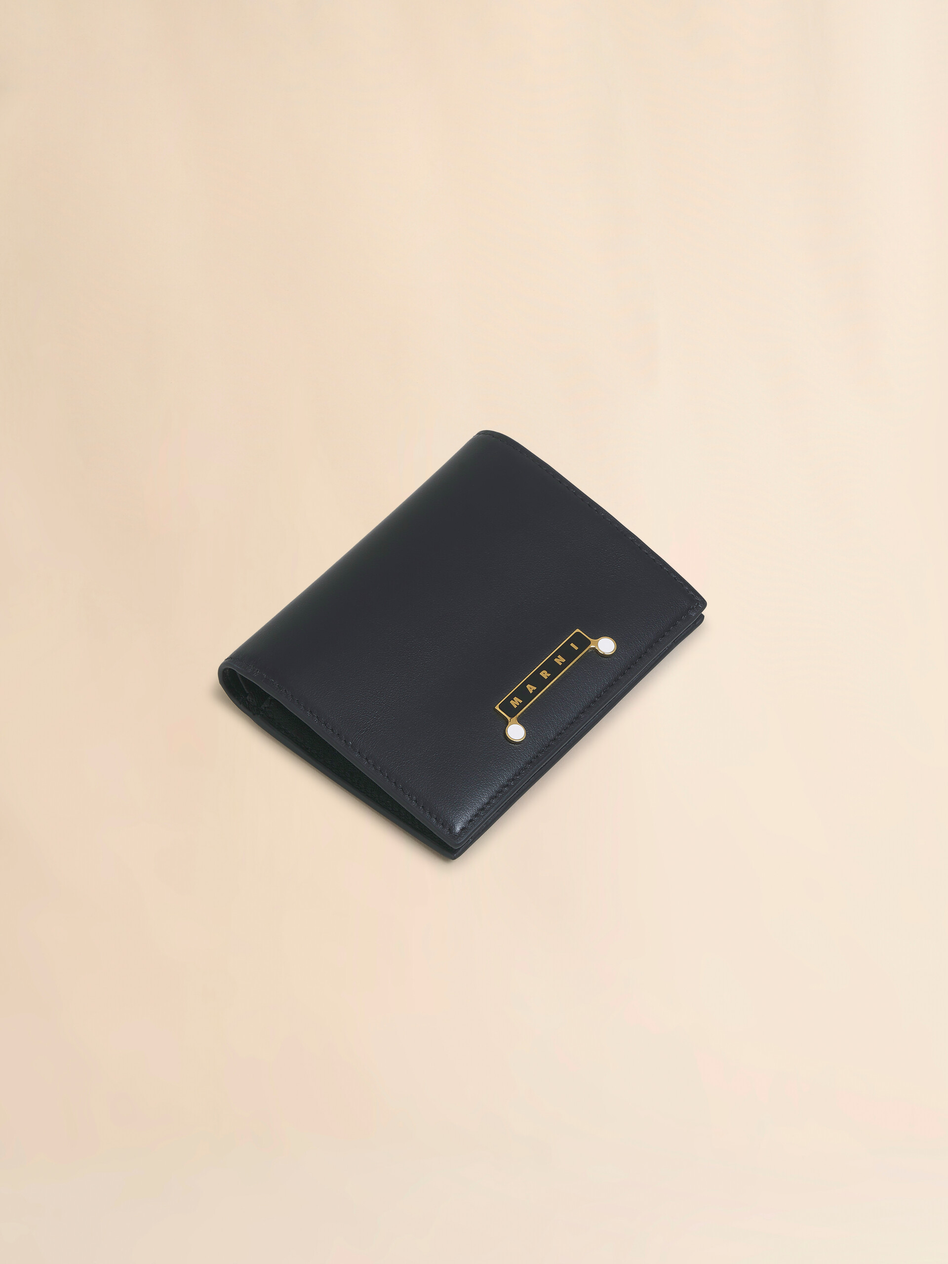ブラック レザー製 Envelope 二つ折りウォレット | Marni