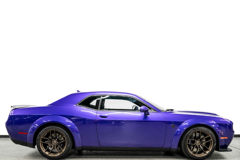 Plum Crazy Pearl Coat 2023 Dodge Challenger SRT Hellcat Jailbreak