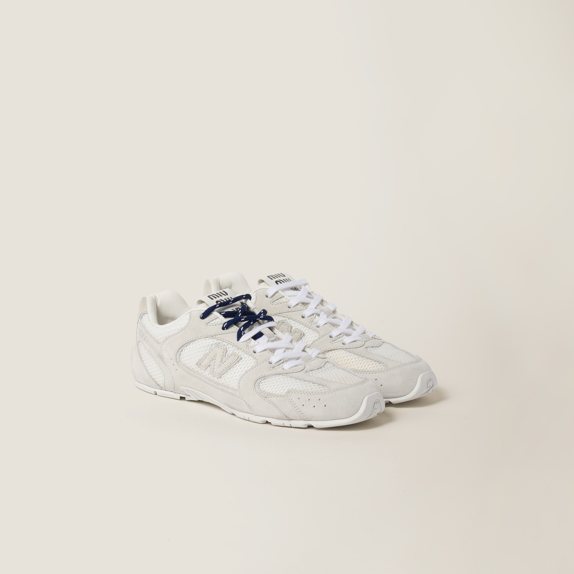 ホワイト New Balance スエードxメッシュ スニーカー | Miu Miu