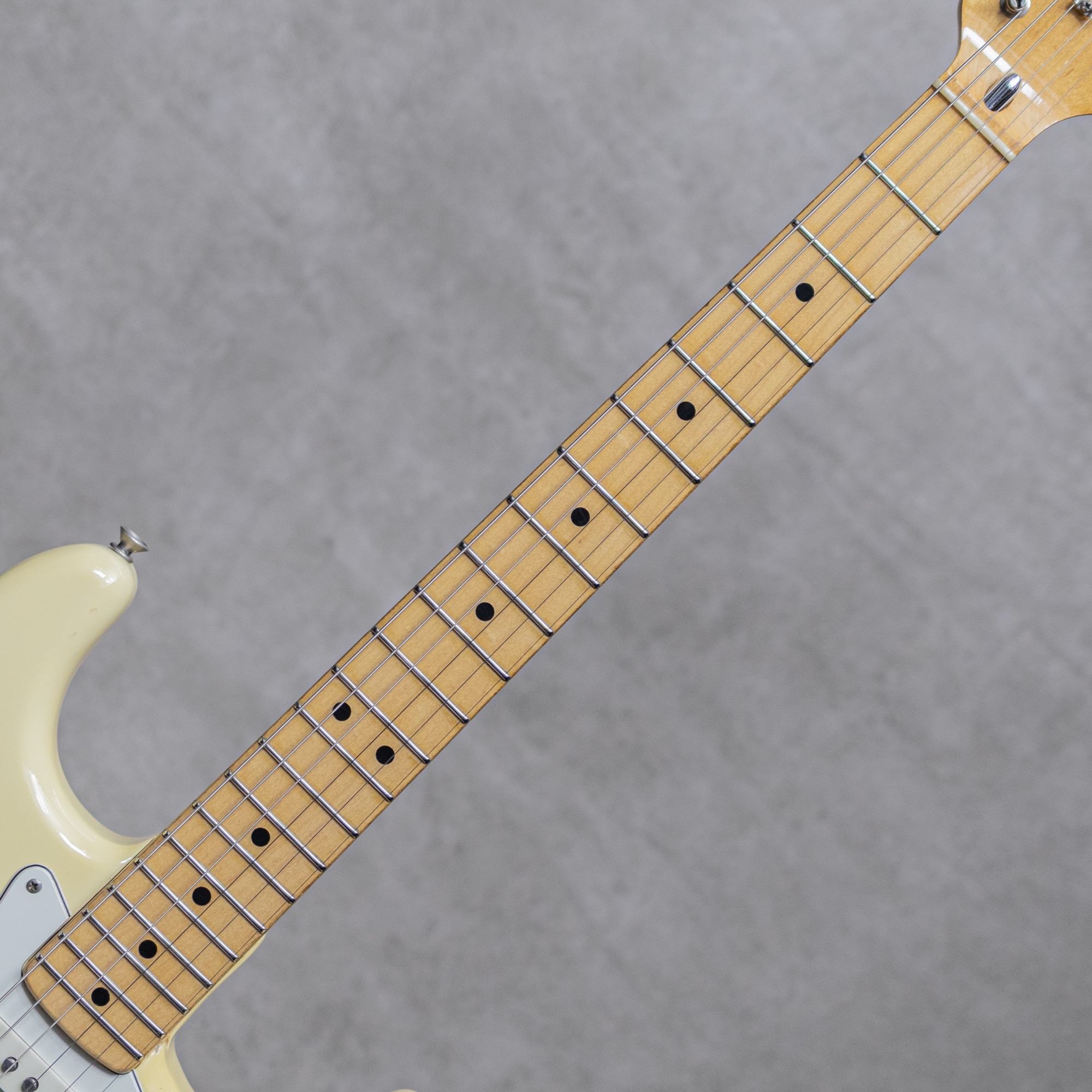 Stratocaster Olympic White / 1974: エレキギター｜三木楽器公式通販