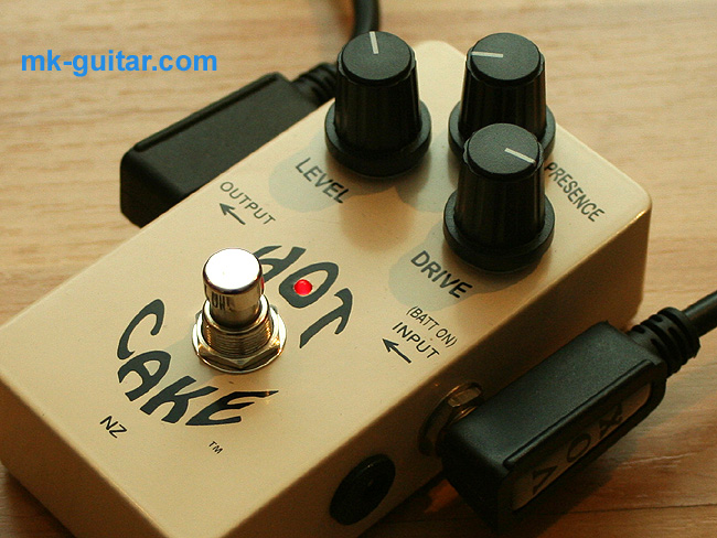 Hotcake Overdrive by Crowther Audio | Mark Knopfler Guitar Style Shop