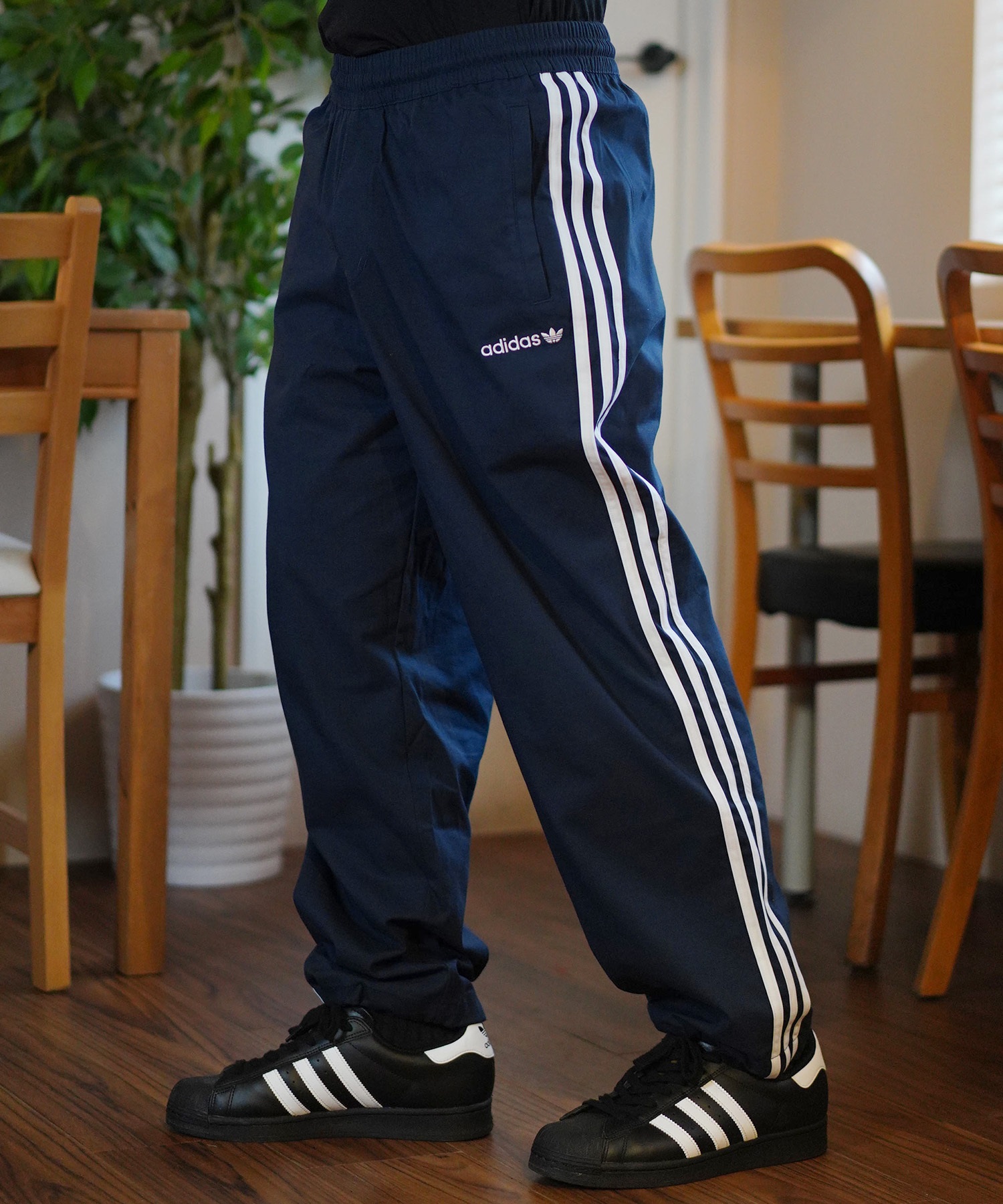 adidas skateboarding アディダス スケートボーディング ロングパンツ