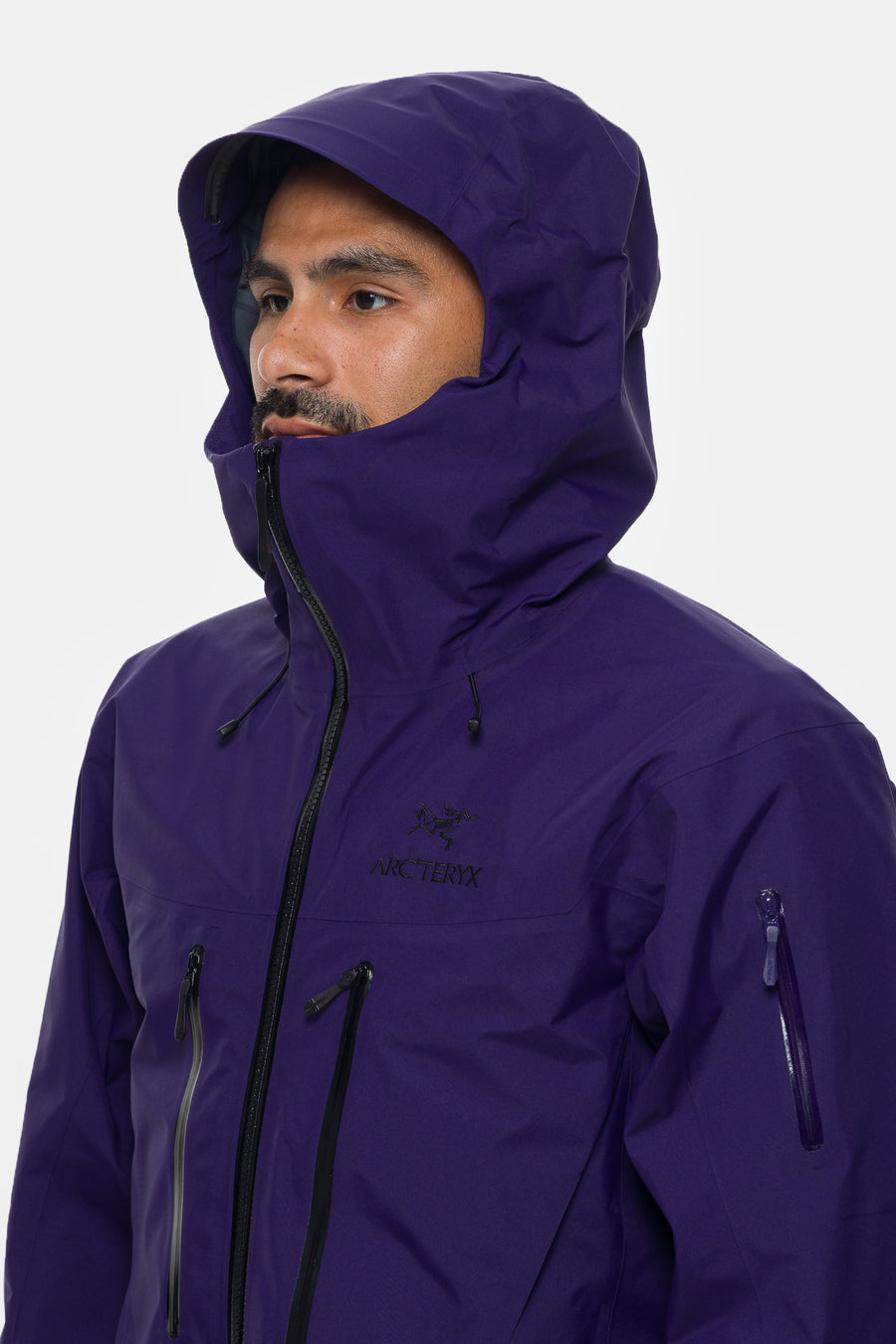 Alpha SV Jacket in Soulsonic/Black - Arc'Teryx