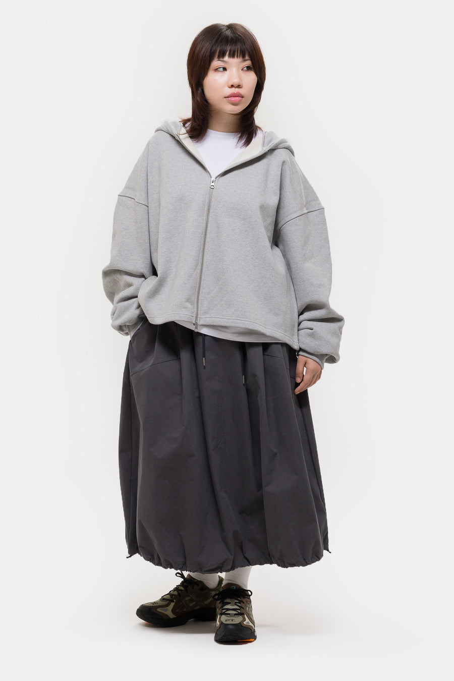 Pintuck Balloon Skirt in Charcoal - Estudio Niksen