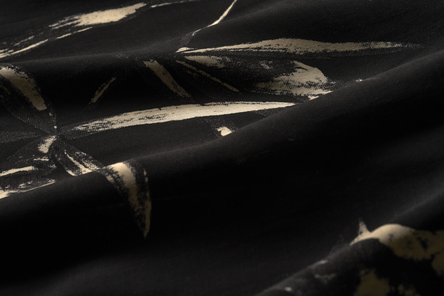 W-028 / ARCHIVE / NAHYAT