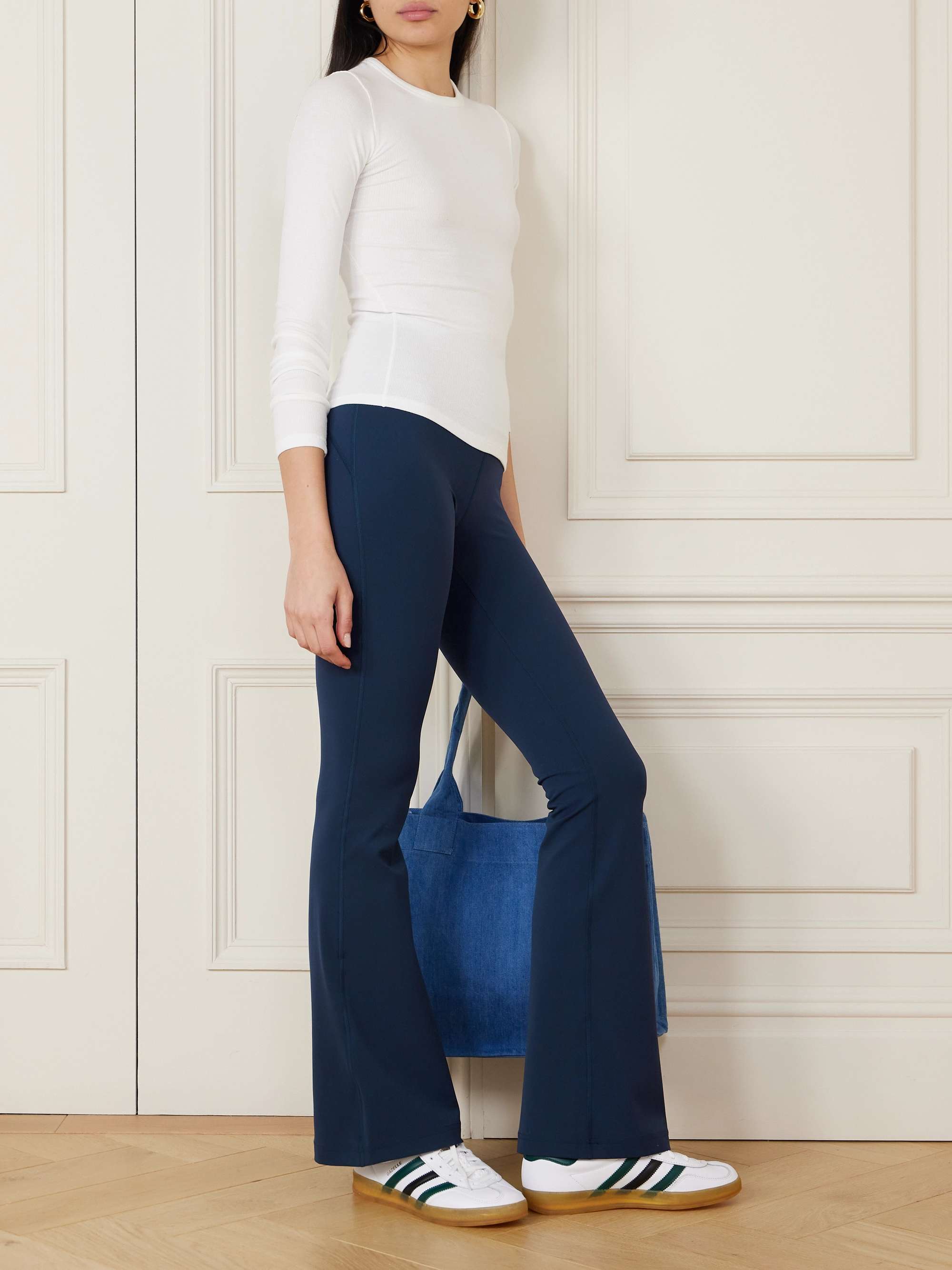 LULULEMON Groove High-Rise Flared Pant with Pockets 32.5