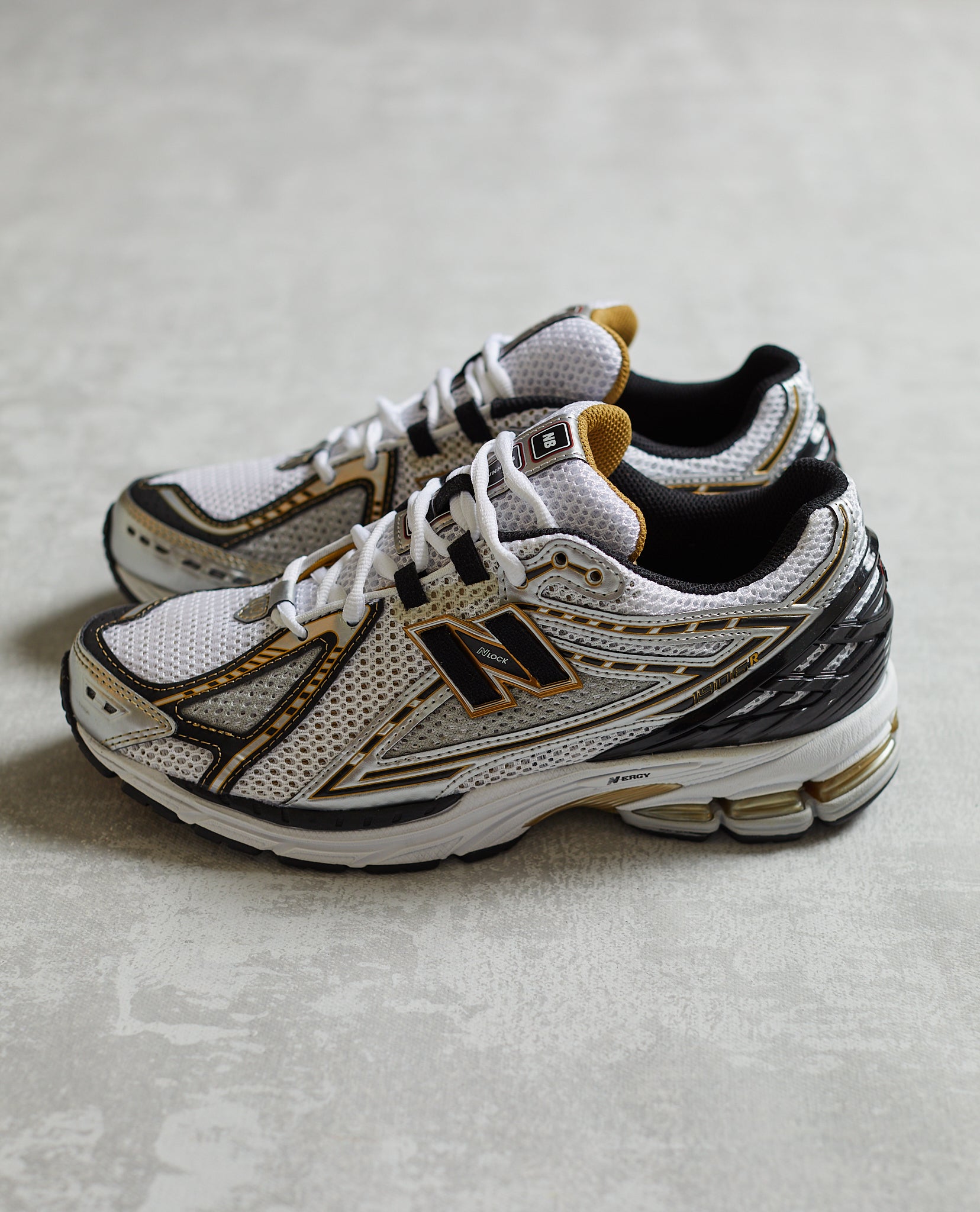 New Balance M1906RA (9.5) – NEW YORK NUTJOB