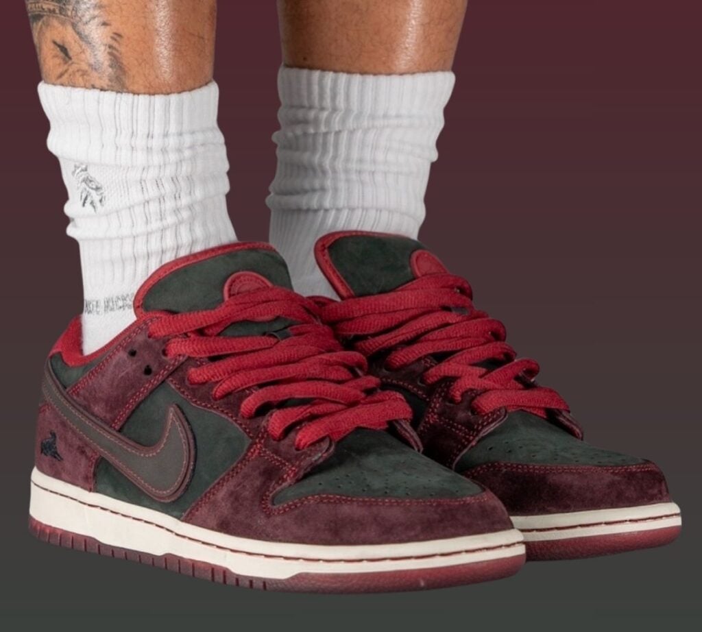 Riot Skateshop x Nike SB Dunk Low FZ1289-200 | SneakerFiles