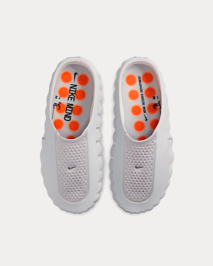 Nike Women's Mind 001 Light Smoke Grey / Photon Dust / Hyper