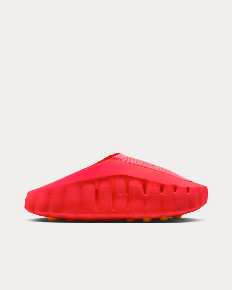 Nike Women's Mind 001 Solar Red / Hyper Crimson / Black / Chrome Mules