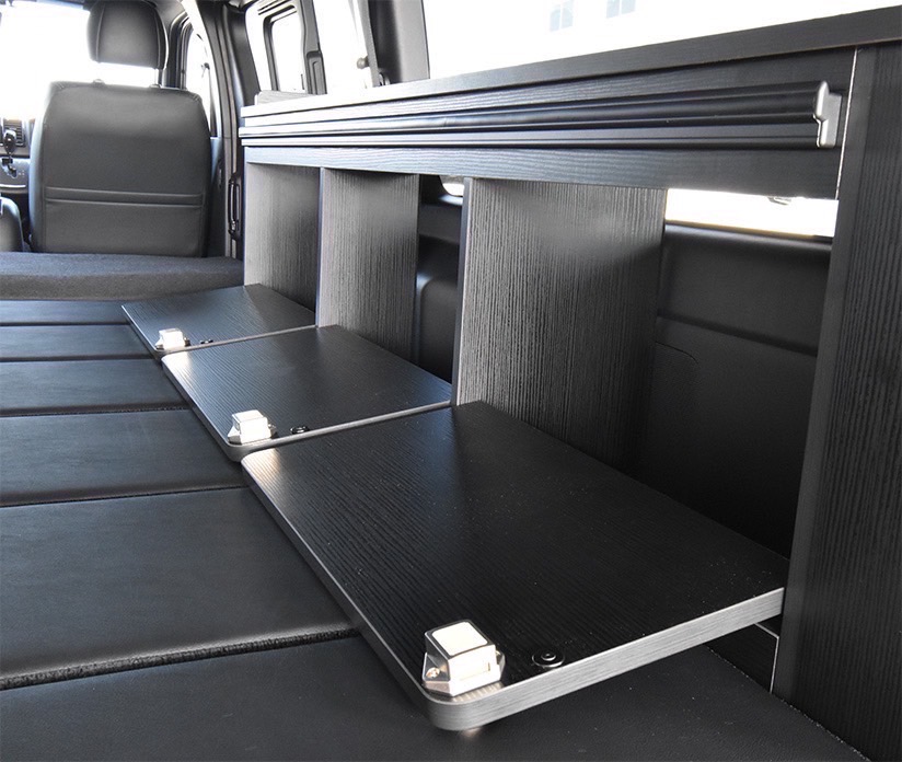 MGRカスタム／ハイエース スーパーGL専用 新型ベッドキット 両側
