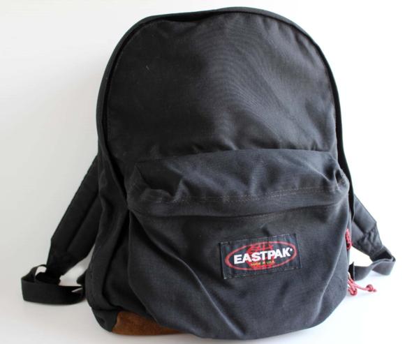 90s USA製 EASTPAKイーストパック ボトムレザー リュックサック 黒