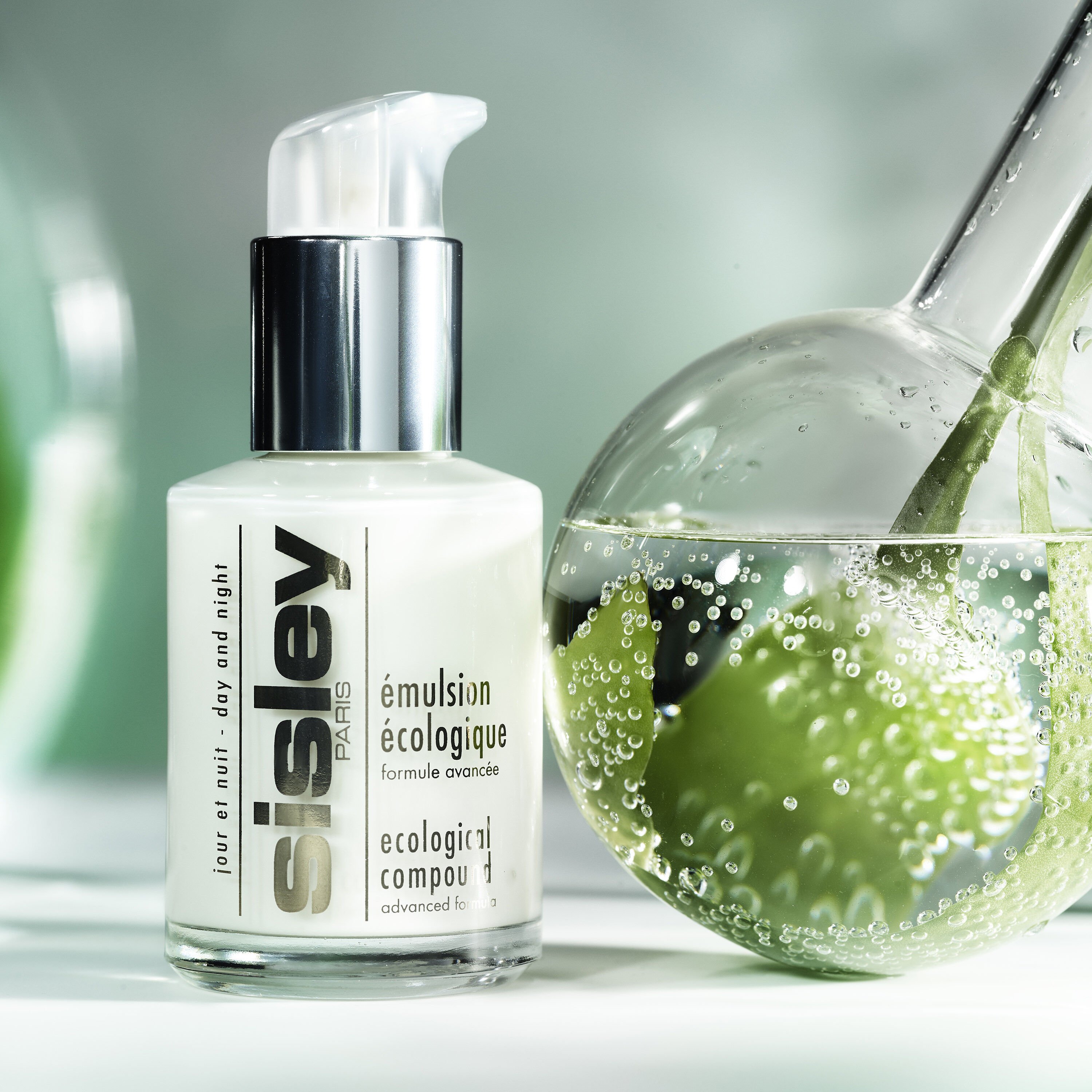 エコロジカル コムパウンド アドバンスト 60ml - Sisley Paris
