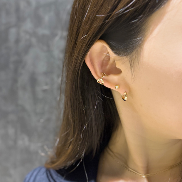 SJX W】CLICK HOOP PIERCED EARRING(6JP5050)｜SJX公式ONLINE STORE