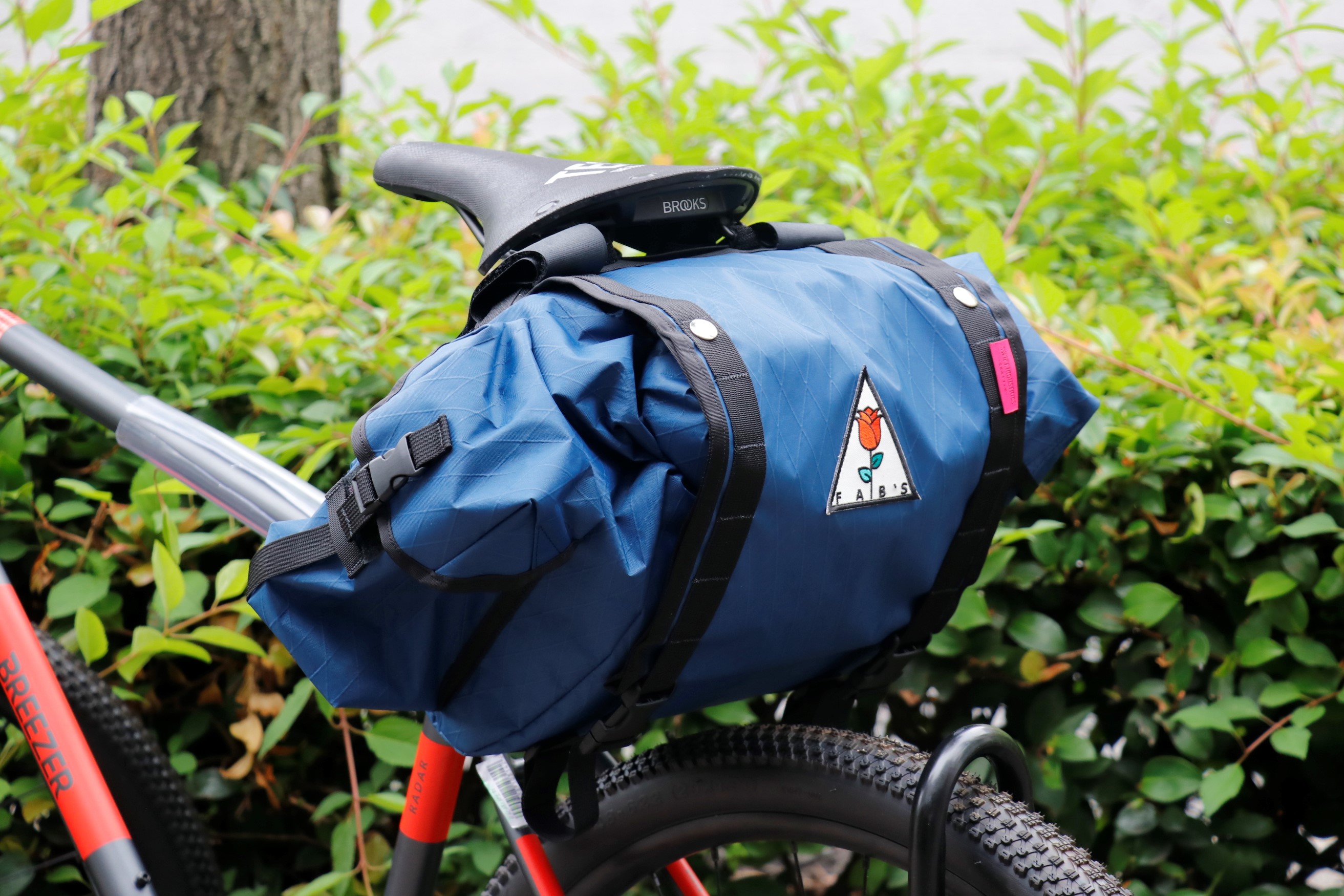 BLOG 最大容量34LでキャンプツーリングもOK!!アドベンチャー