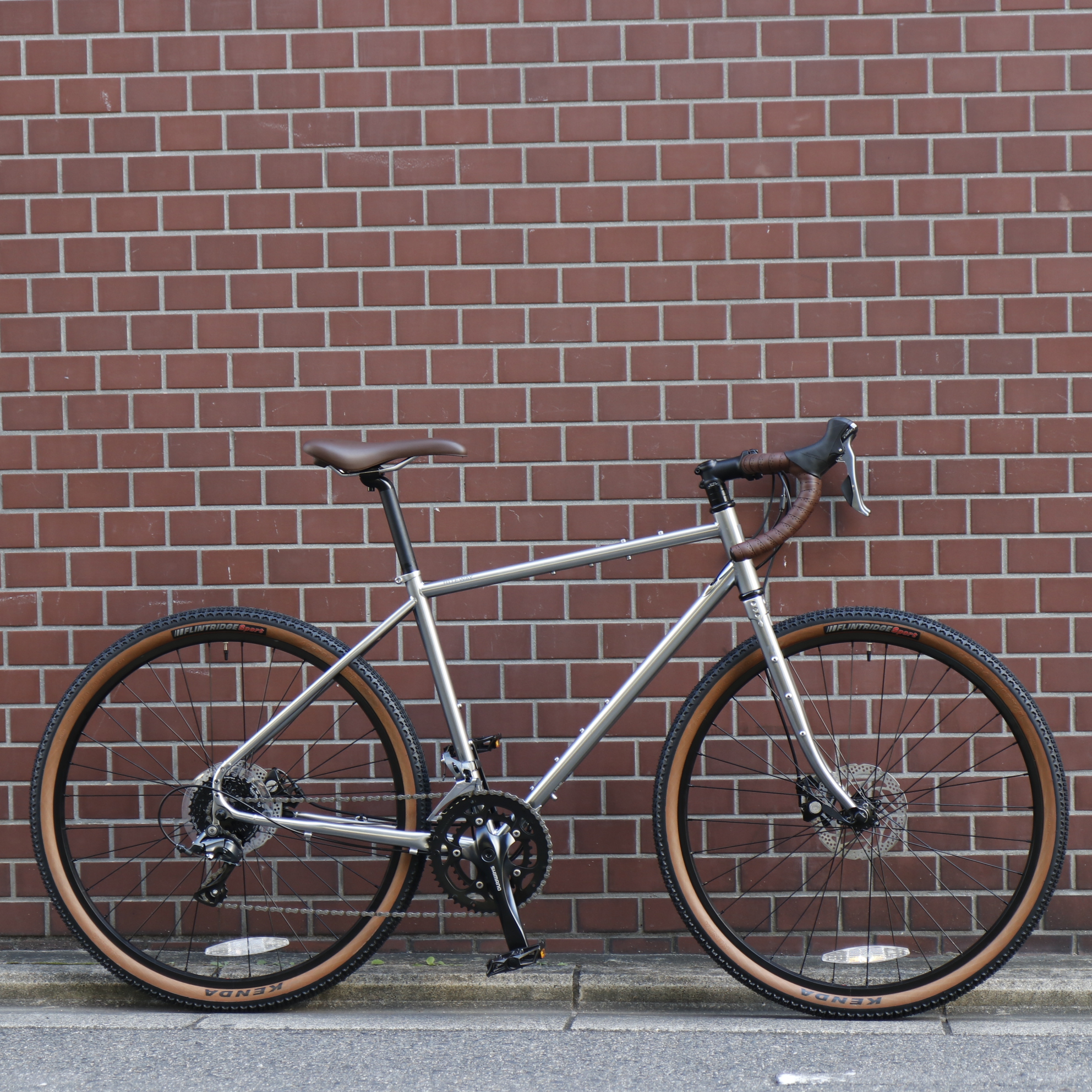 BLOG 《在庫あり》ハイコストパフォーマンス クロモリ グラベルバイク