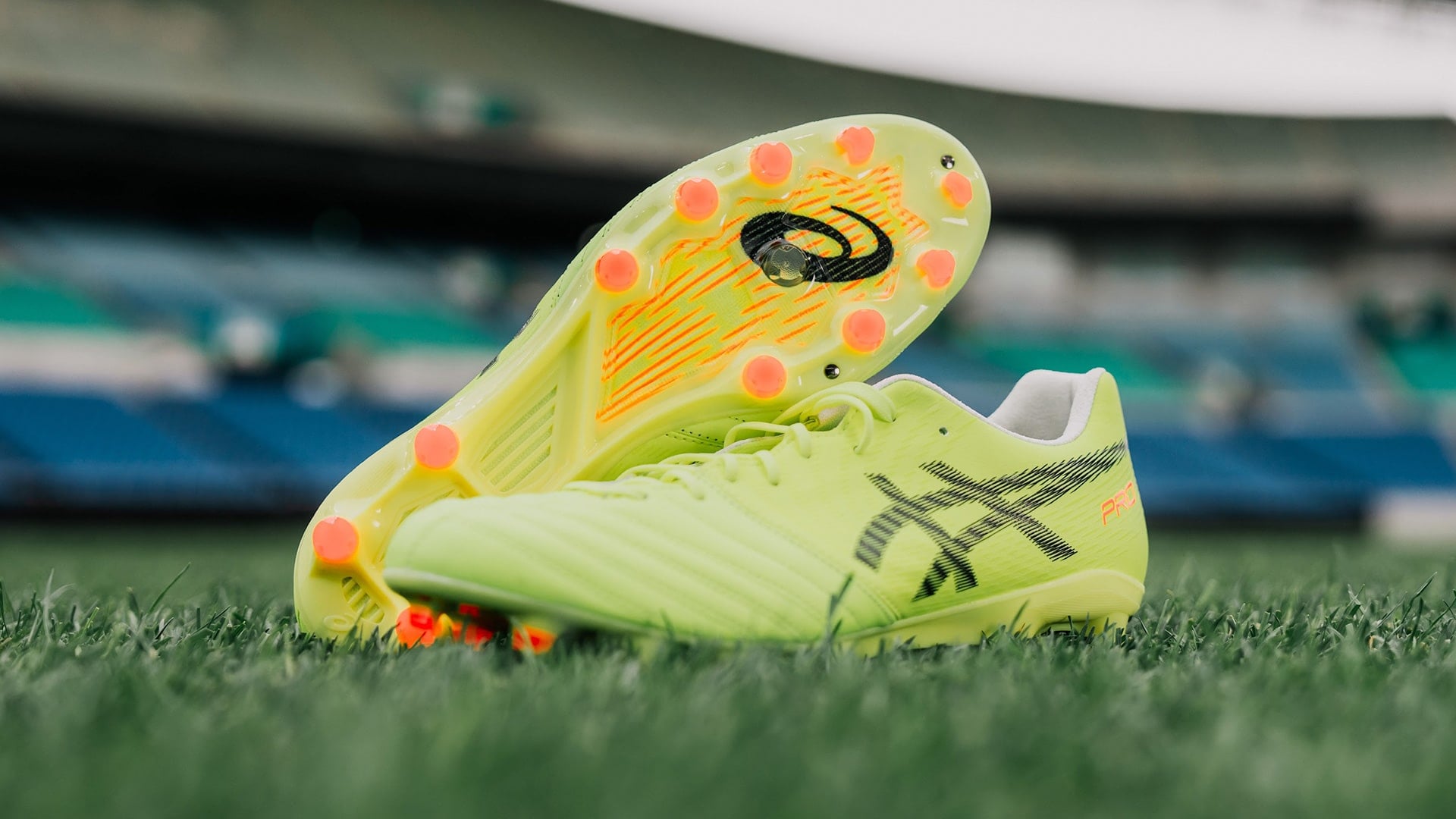 DS LIGHT X-FLY PRO 2 PARIS | asics（アシックス） | サッカー