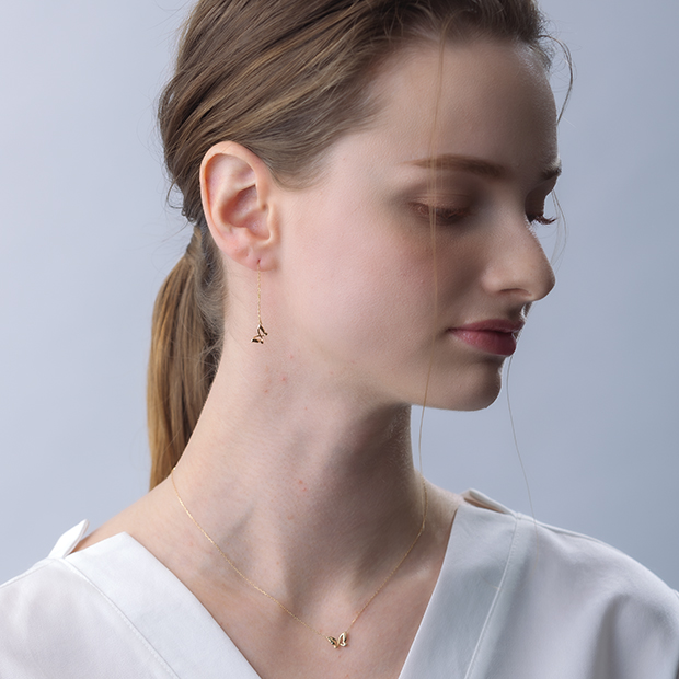 INFINITE BUTTERFLY PIERCED EARRINGS(2JP0979)K10 ピアス｜スター