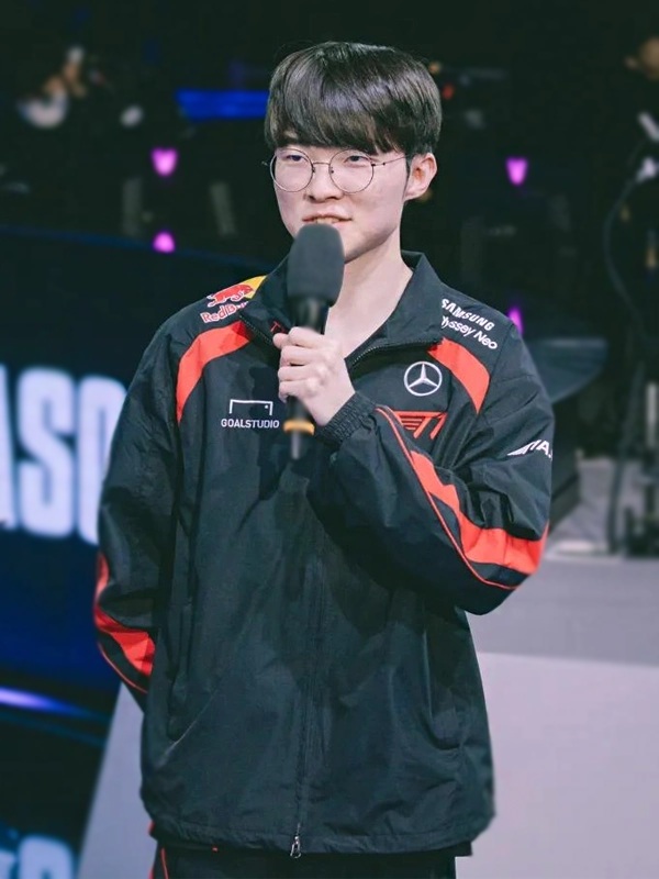LCK Spring 2024 T1 Uniform Jacket