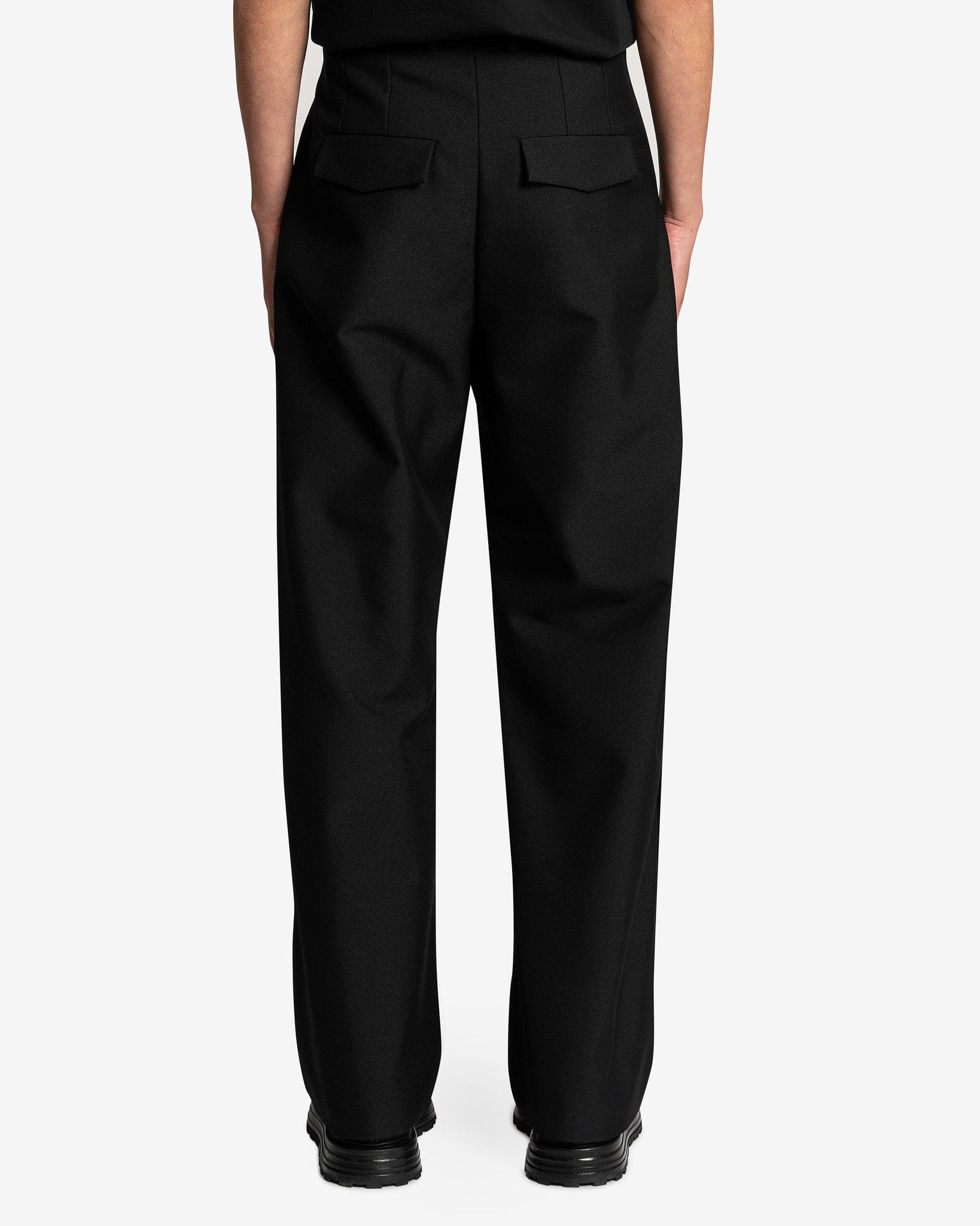 Carisbrooke Trouser in Black – SVRN