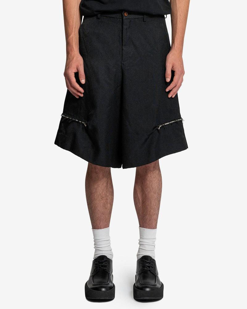 Distressed Zip-Detail Short Pants in Black – SVRN