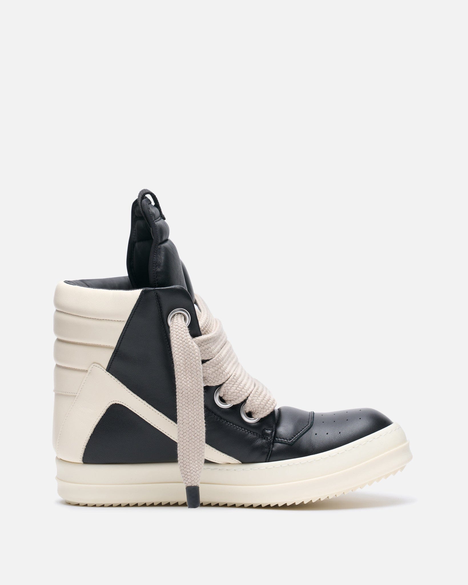 Jumbolaced Geobasket in Black/Milk – SVRN