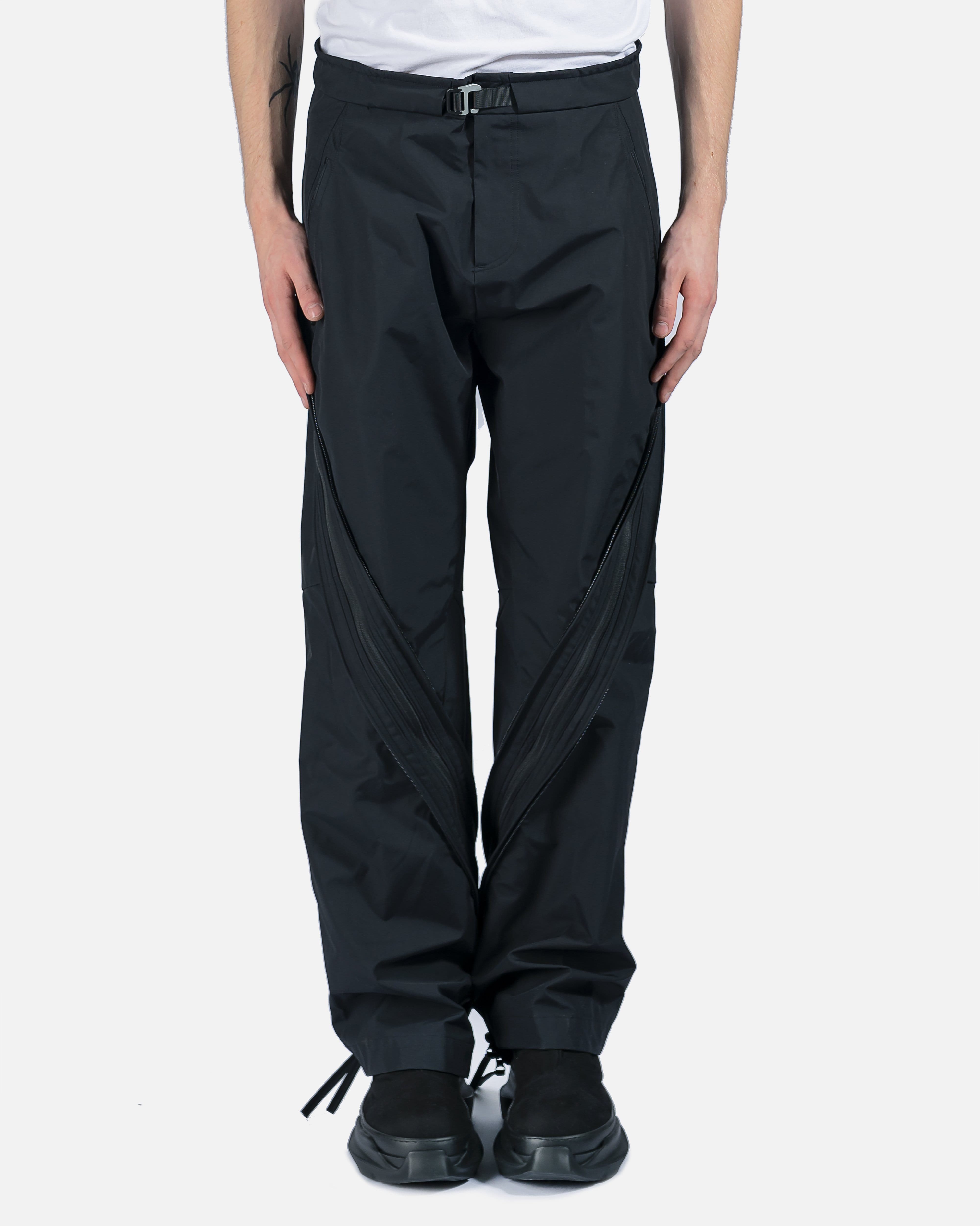 4.0+ Technical Pants Center in Black – SVRN