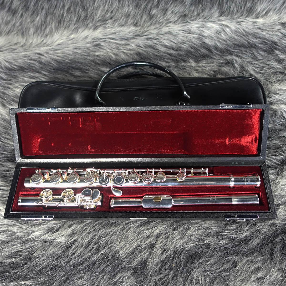 【美品・ケース付属】YAMAHA ヤマハ 頭部管銀製 フルート YFL-451 YAMAHA YFL-451 調整済み <ヤマハ>｜平野楽器 ロッキン オンラインストア