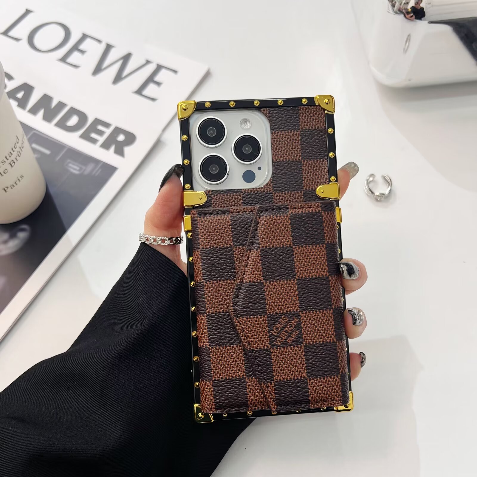 ルイヴィトン iphone17/17airケース ショルダー カード 収納 iphone16