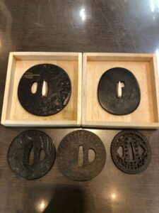 刀 鍔・骨董・美術品の買取ならリサイクルマートエコパーク高浜店