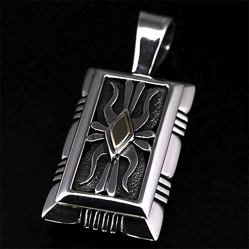 ナバホ族 Howard Nelson 14K ケトー ボックス スモール ペンダント