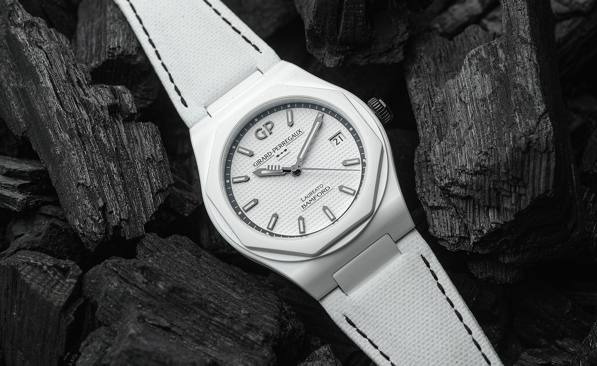 Why The New Girard-Perregaux x Bamford Laureato Ghost Is A Lesson