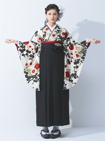 和風館ICHI | レトロで個性的、可愛い卒業式袴・成⼈式振袖レンタル