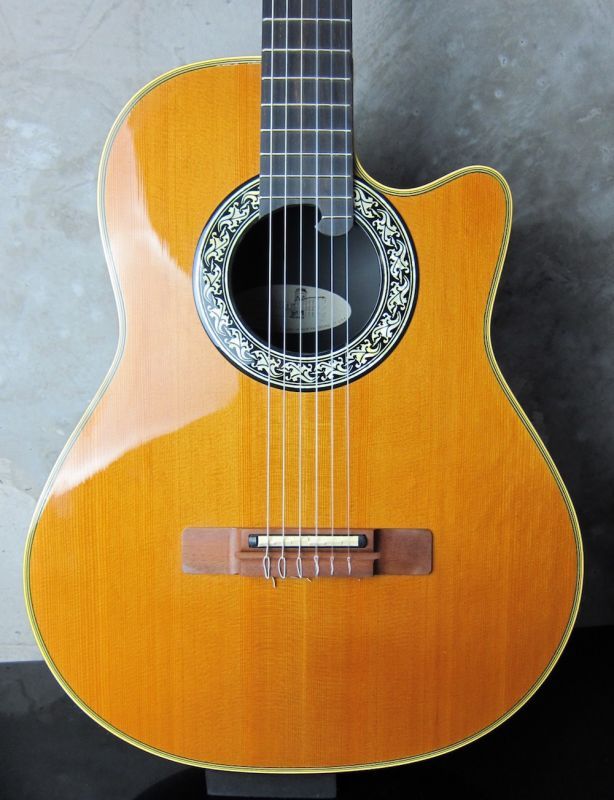 Ovation 1763 Classic 美品！ 1991 Ovation 1763 Classic Guitar - Natural - GuitarPoint