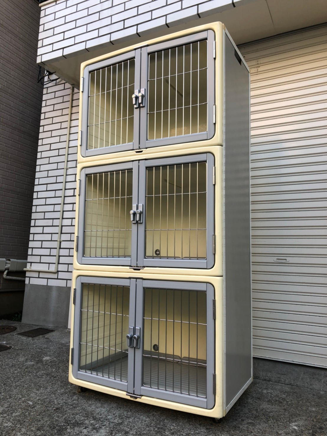 ニューペットマンション 3段犬舎 | WanWanTown～ワンワンタウン～