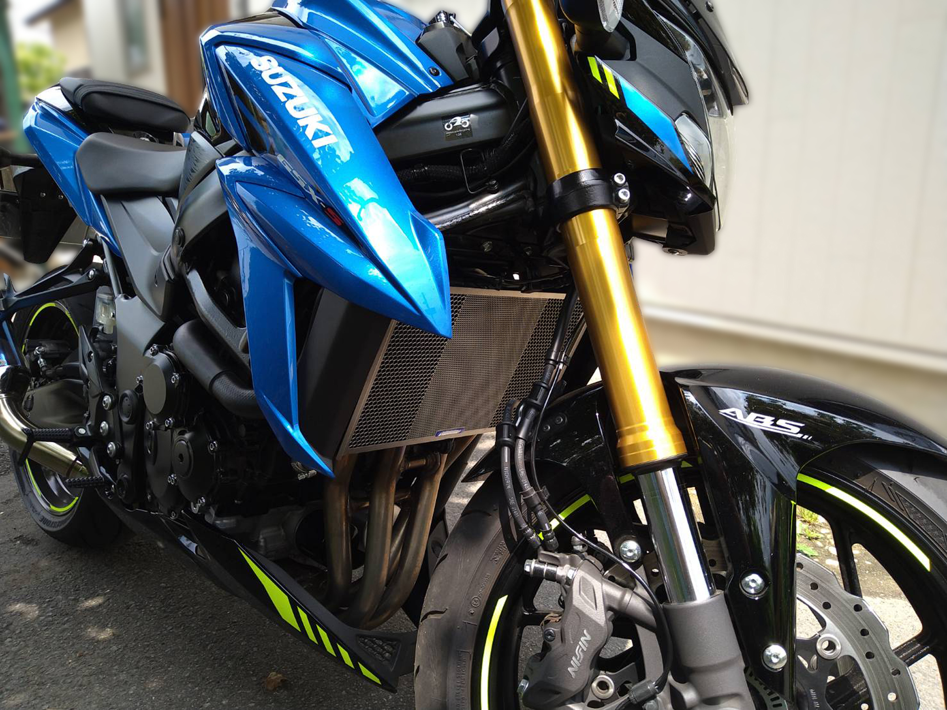 GSR750/GSX-S750用ラジエターガード