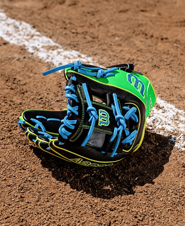 Fall 2025 A2000® PF88SS 11.25” Infield Baseball Glove | Wilson